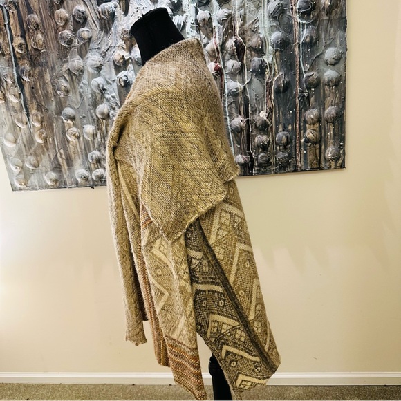 Free People Lg Cozy Beige Patterned Women's Sweater - Picture 6 of 9